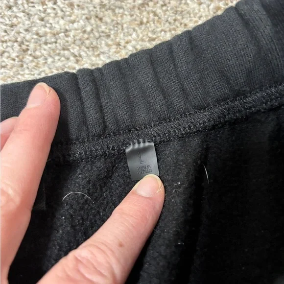 ESSENTIALS Fear of God Running Shorts Black Drawstring Loungewear Athleisure L - Picture 10 of 14